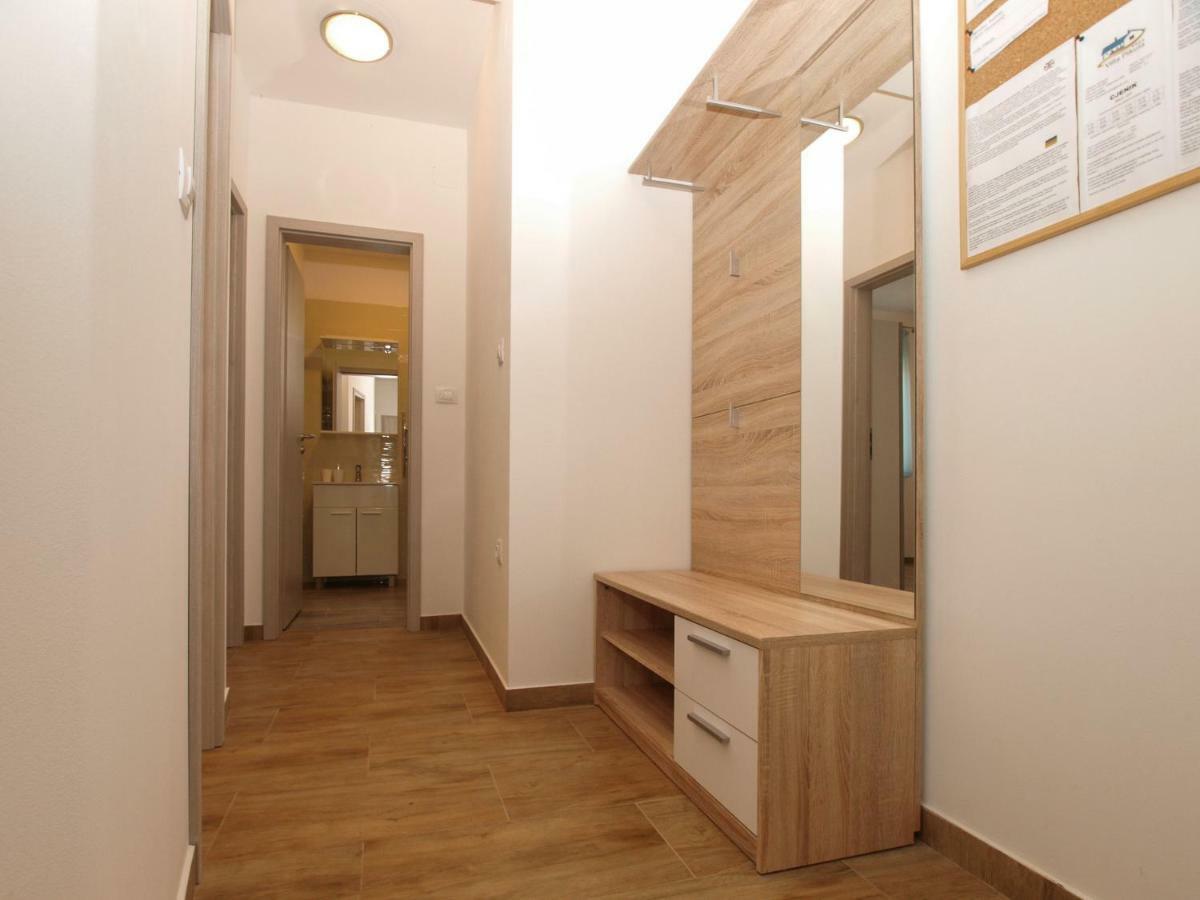 4 Stars Apartments-Pikula Fažana Buitenkant foto